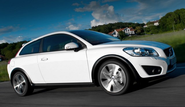 Камеры заднего вида для автомобилей Volvo C30